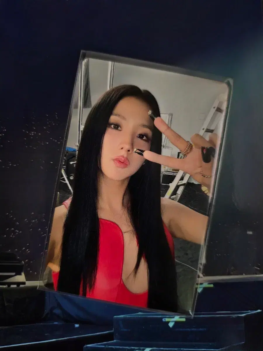 thumbnail-0